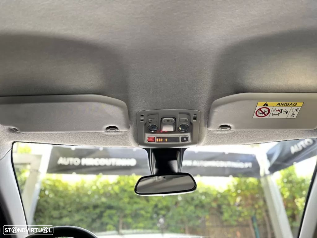 Citroën C3 1.2 PureTech Shine - 33