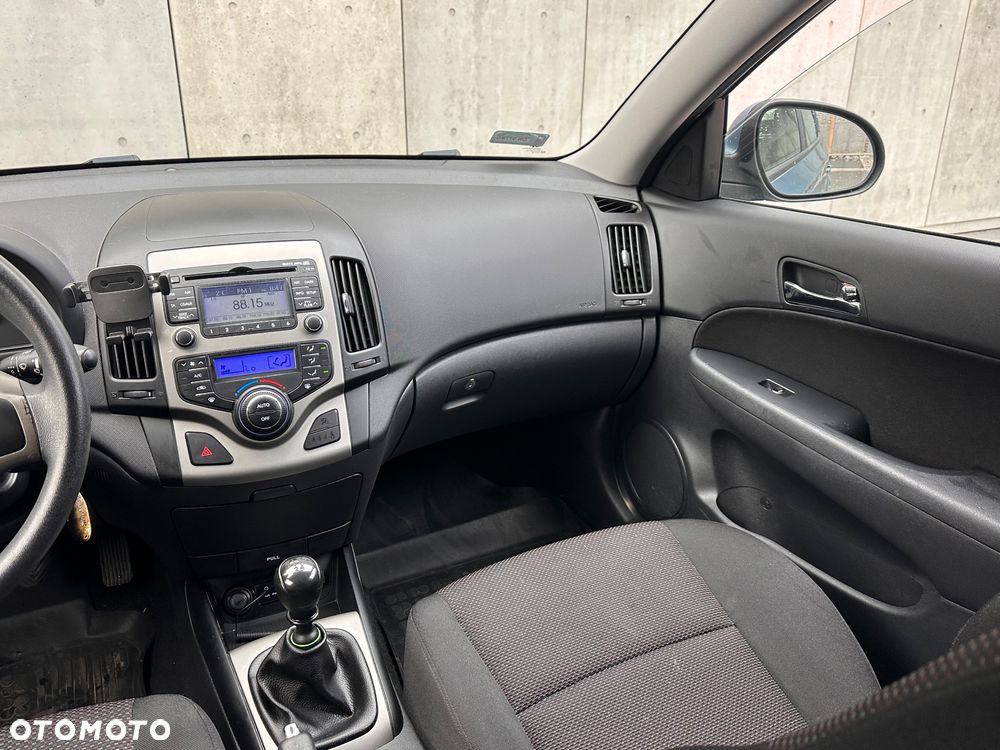 Hyundai i30 1.6 Premium - 7