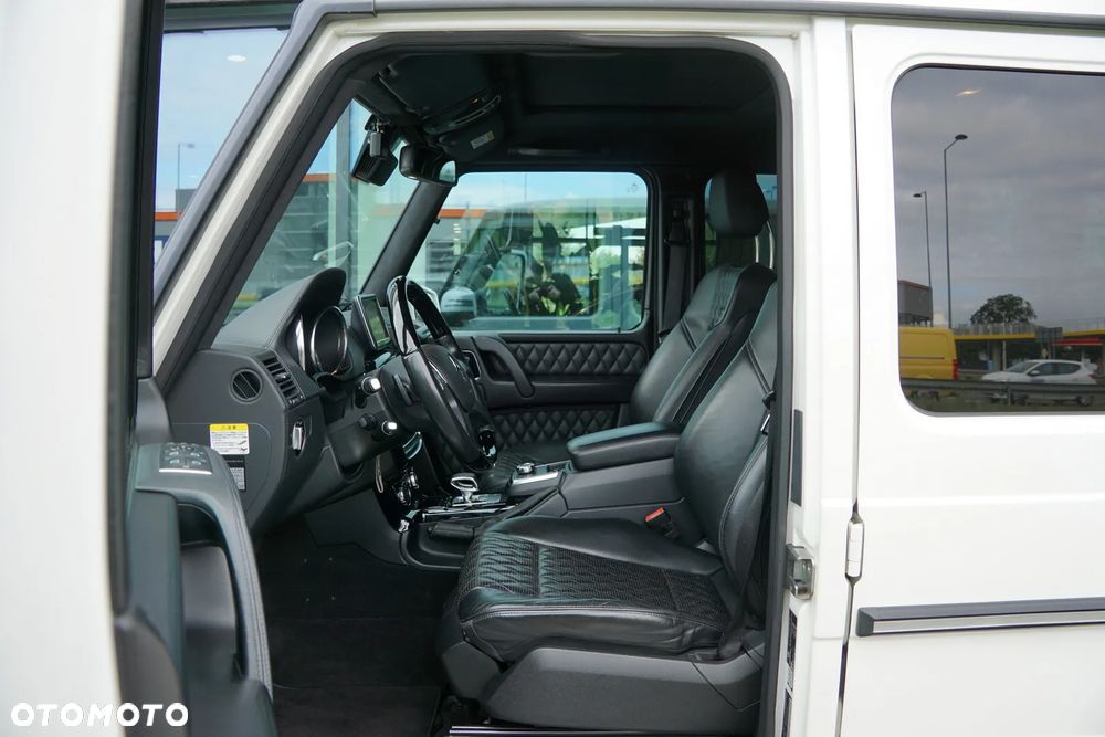 Mercedes-Benz Klasa G AMG 63 AMG SPEEDSHIFT 7G-TRONIC - 16