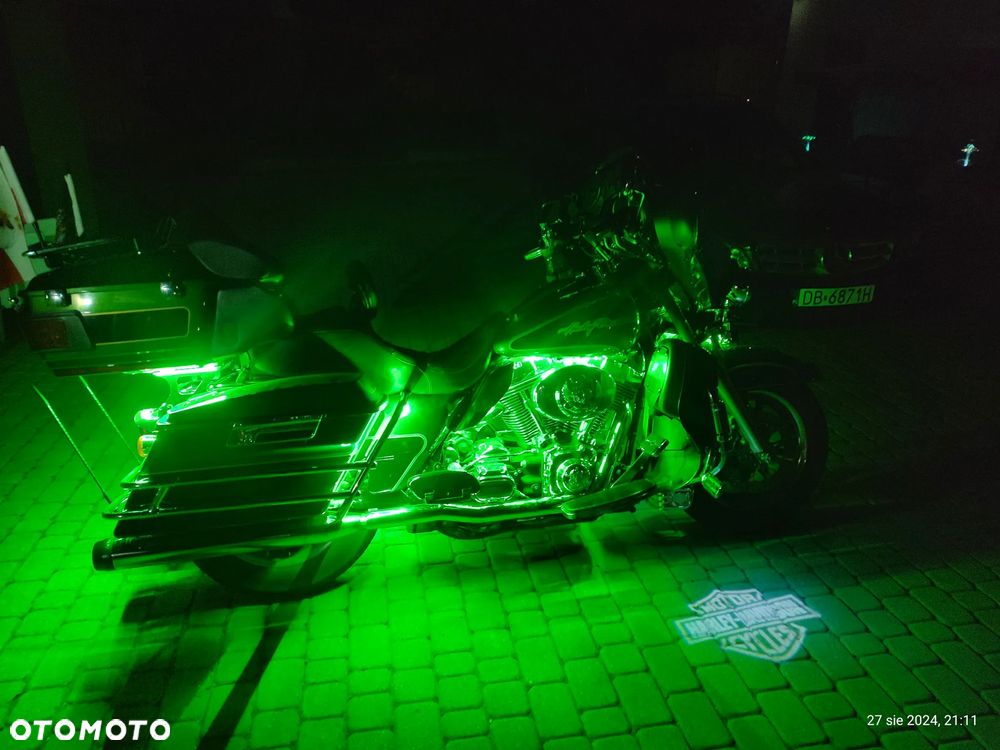 Harley-Davidson FLHTCU Ultra - 24