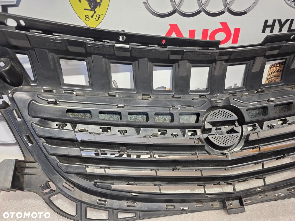 OPEL INSIGNIA A LIFT 13-17 ŁADNA ATRAPA / GRILL PRZEDNI PRZÓD NR 13475242 NR AUKCJI GL873 - 19