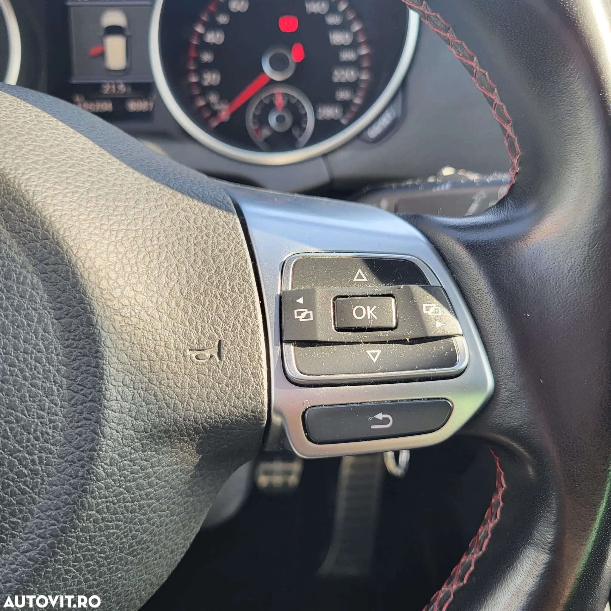 Volkswagen Golf 2.0 TSI GTI - 15