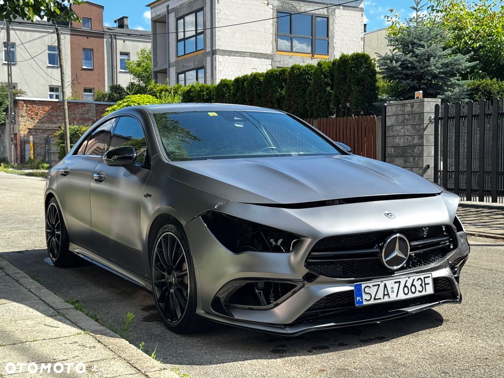 Mercedes-Benz CLA - 4