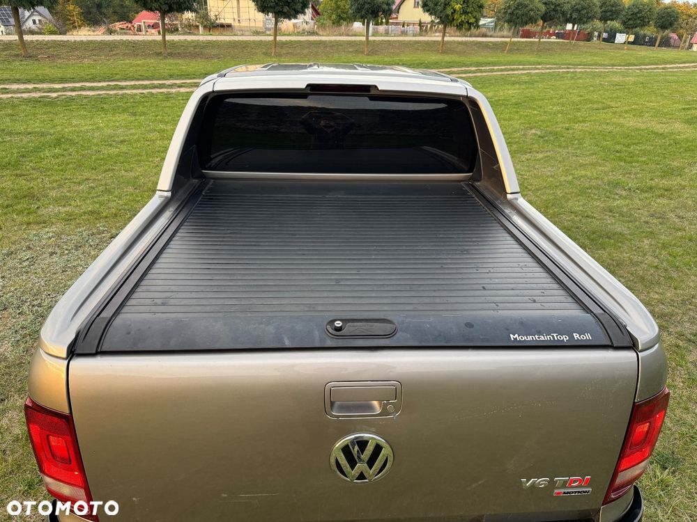 Volkswagen Amarok - 21