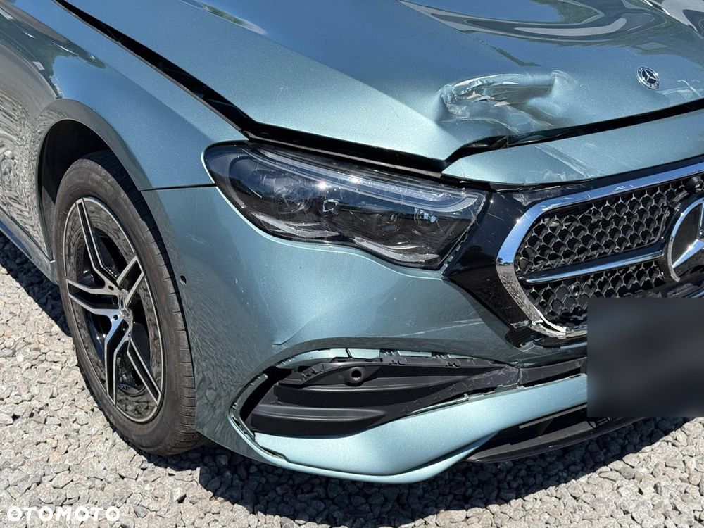Mercedes-Benz Klasa E 200 mHEV 4-Matic AMG 9G-Tronic - 11