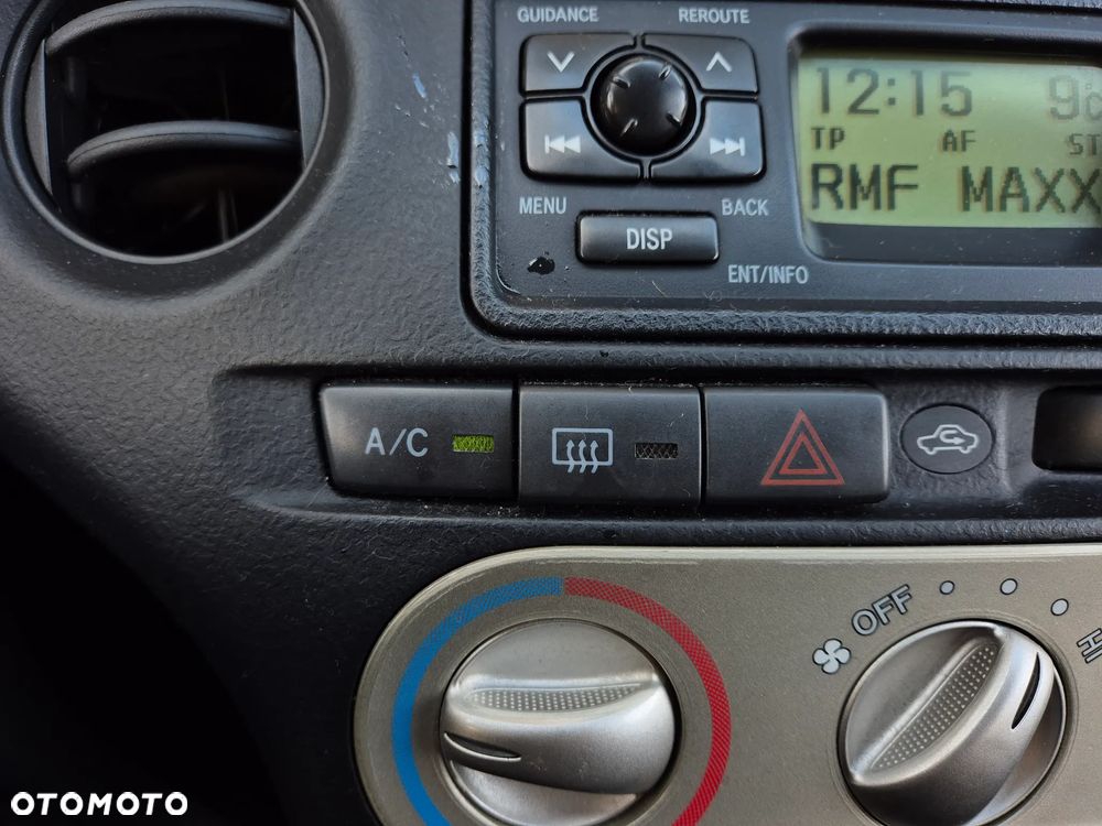 Toyota Yaris 1.3 Terra - 10