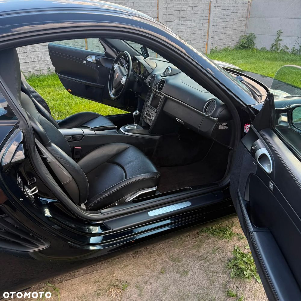 Porsche Cayman - 24