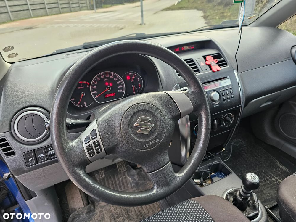 Suzuki SX4 - 6