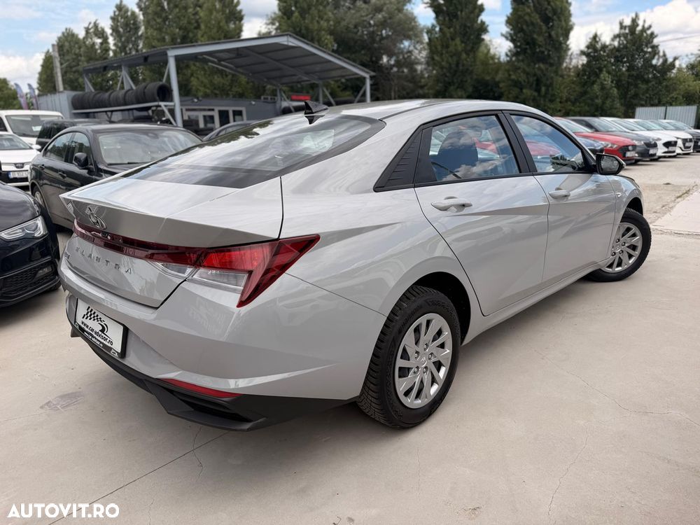 Hyundai Elantra 1.6 l 123 CP 6MT Comfort - 7