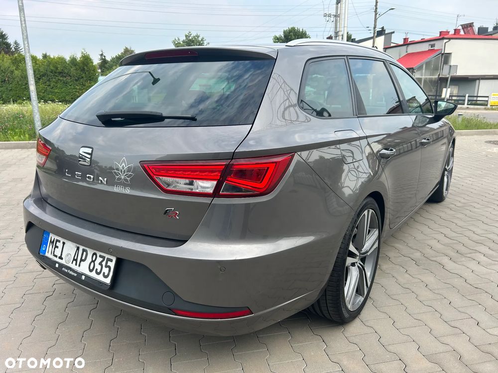 Seat Leon 2.0 TDI DPF Ecomotive FR - 12