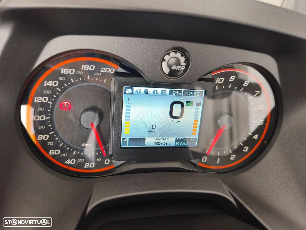 Can-Am Spyder F3 T - 5