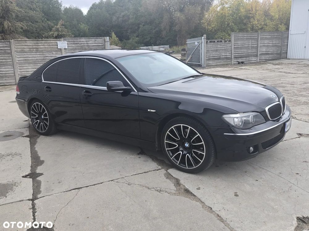 BMW Seria 7 740i - 9