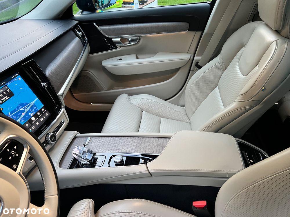 Volvo V90 Cross Country B6 B AWD Ultimate - 20
