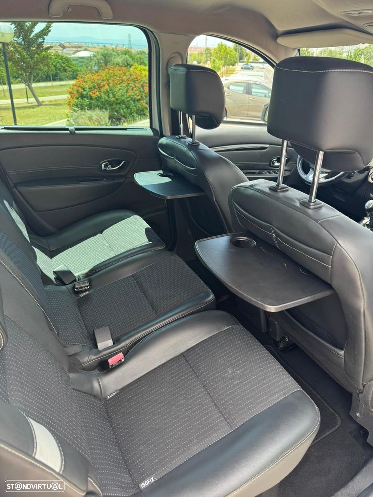 Renault Grand Scénic 1.5 dCi Bose Edition 7L - 27