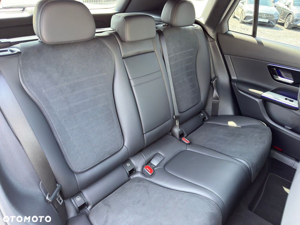 Mercedes-Benz GLC 300 d mHEV 4-Matic AMG Line - 28