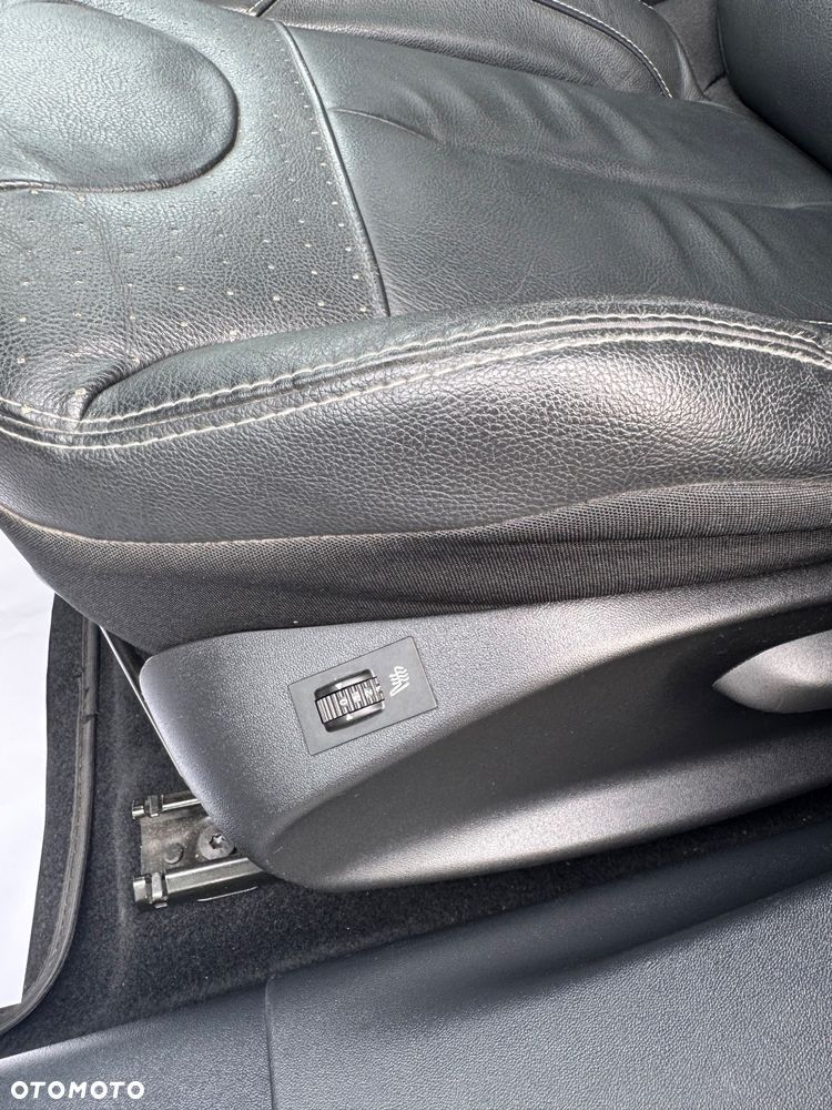 Peugeot 2008 1.2 Pure Tech GPF Signature S&S EAT6 - 12