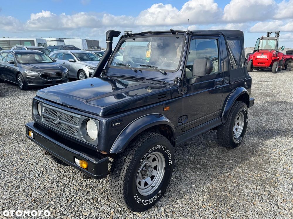 Suzuki Samurai
