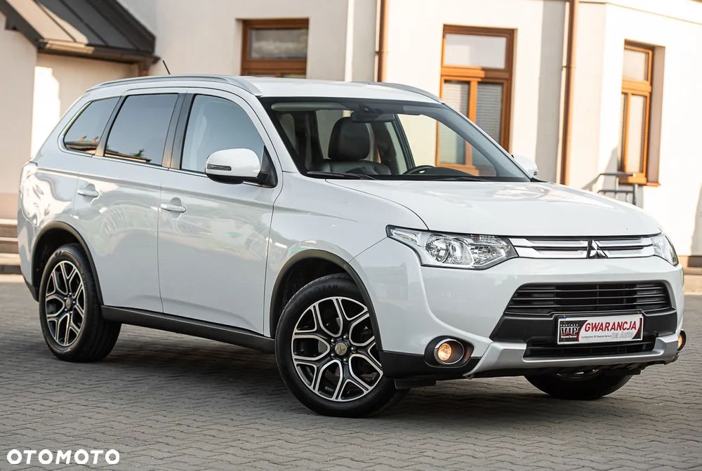 Mitsubishi Outlander 2.2 DI-D 4WD Diamant Edition - 4