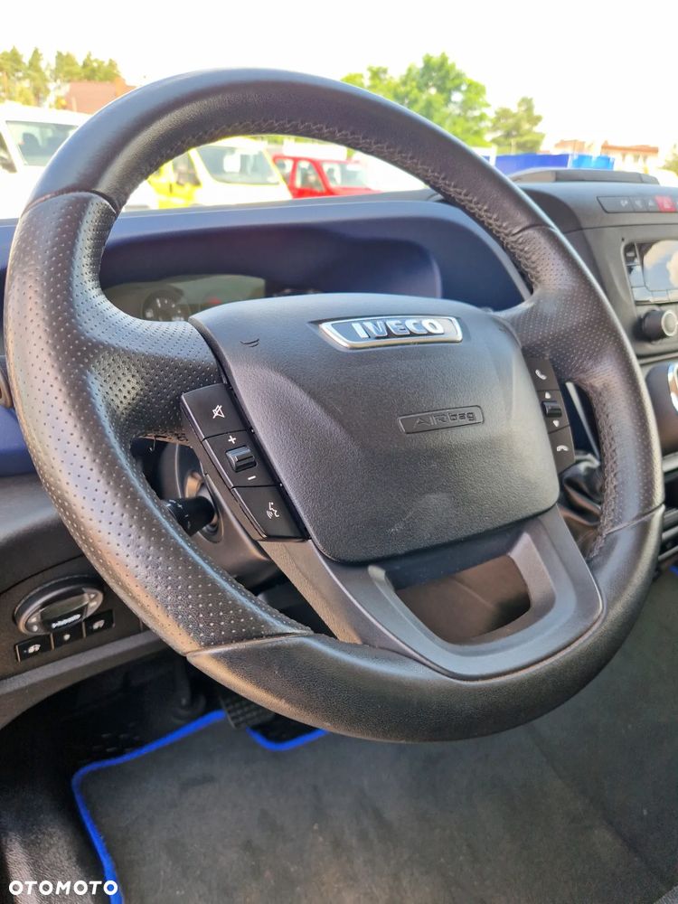 Iveco 35S16 2,3 HPI 160 KONNY KONTENER 4,2M WINDA KLIMA WEBASTO KAMERA 8 BIEGOWY HIMATIC 4,1M ROZSTAW OSI IDEALNY - 15