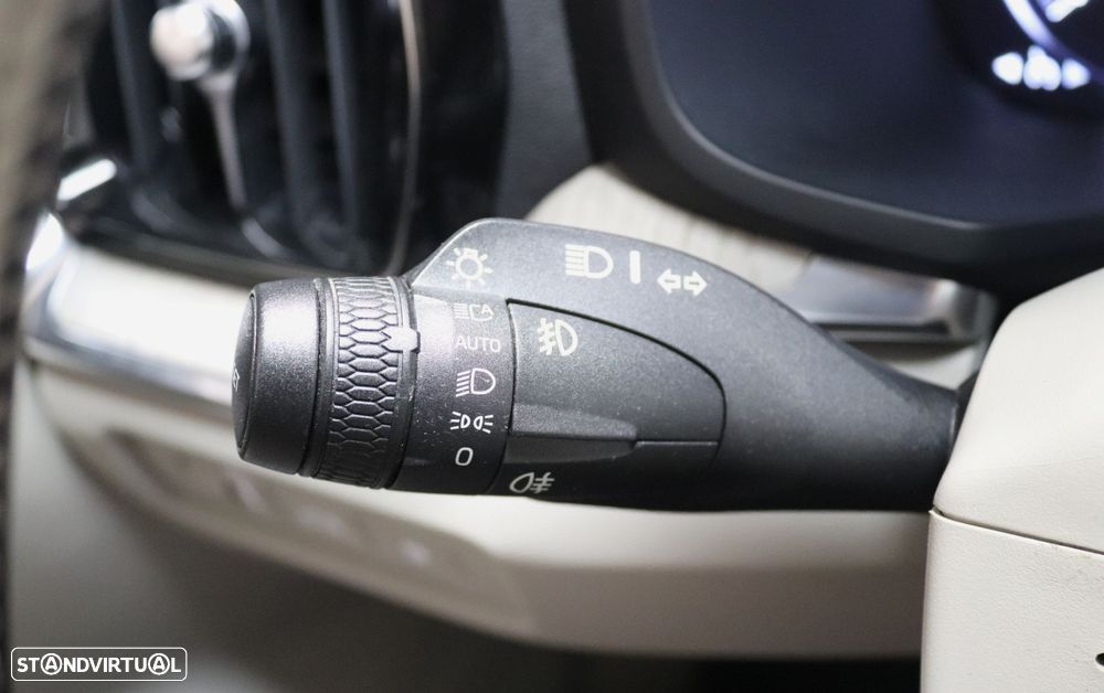Volvo V60 2.0 T8 AWD TE Inscription - 21