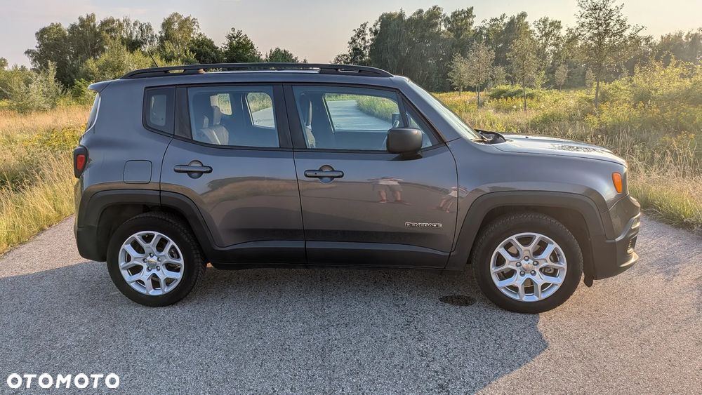 Jeep Renegade - 10