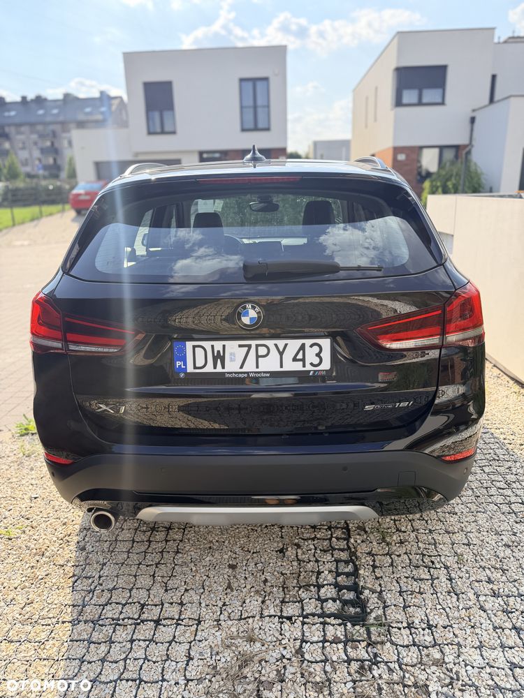BMW X1 sDrive18i xLine - 12