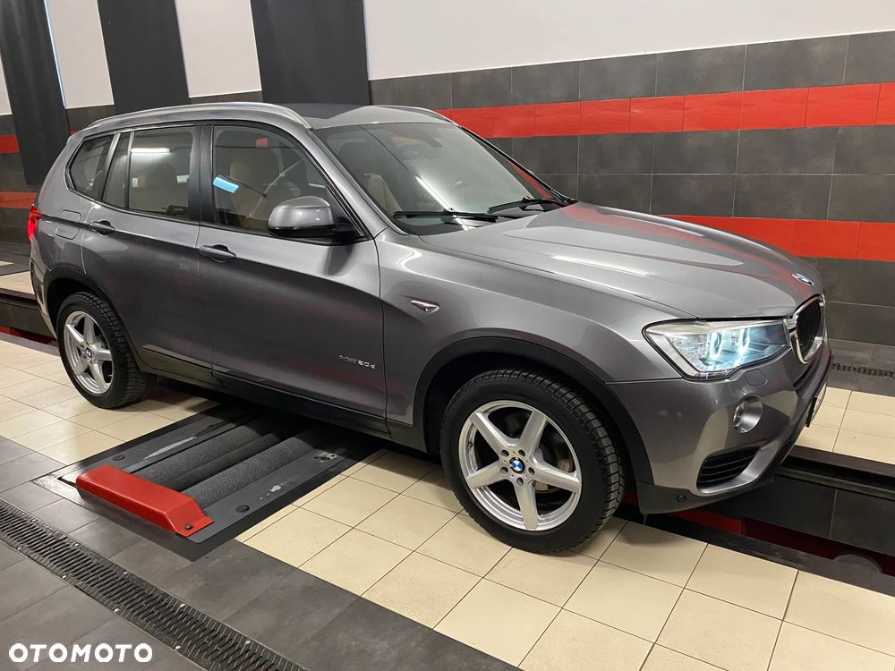 BMW X3 xDrive20d Advantage - 8