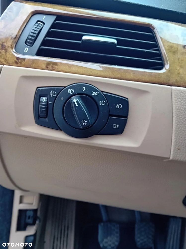 BMW Seria 3 320d - 19
