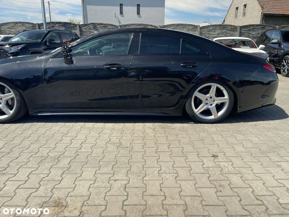 Mercedes-Benz CLS - 6