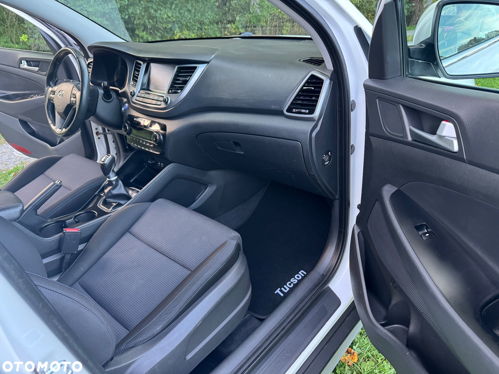 Hyundai Tucson blue 1.7 CRDi 2WD Advantage - 14