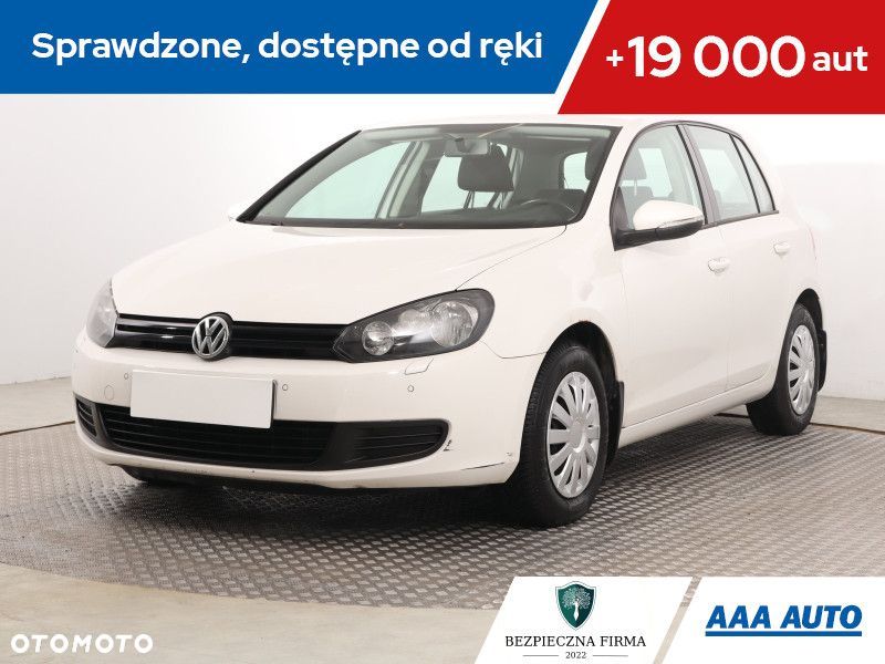 Volkswagen Golf - 2