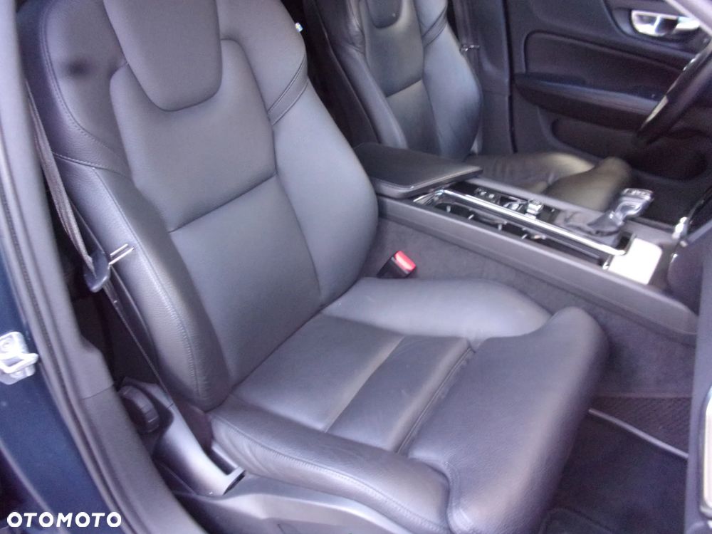 Volvo V60 T6 AWD Inscription - 23