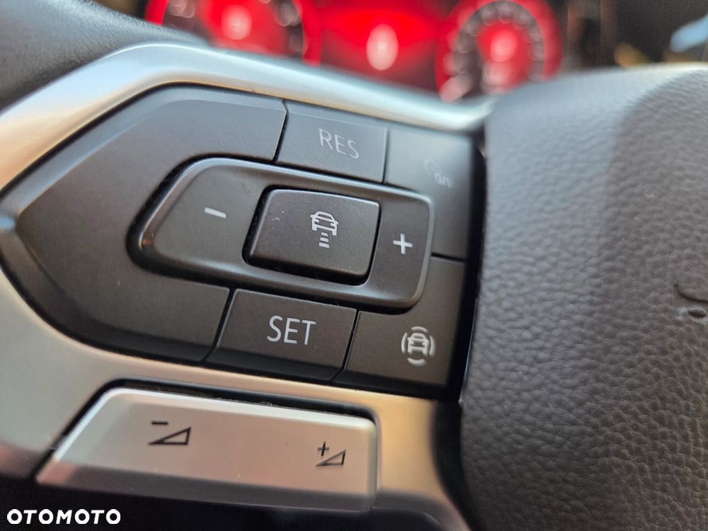 Volkswagen Golf 1.5 TSI EVO Life - 19