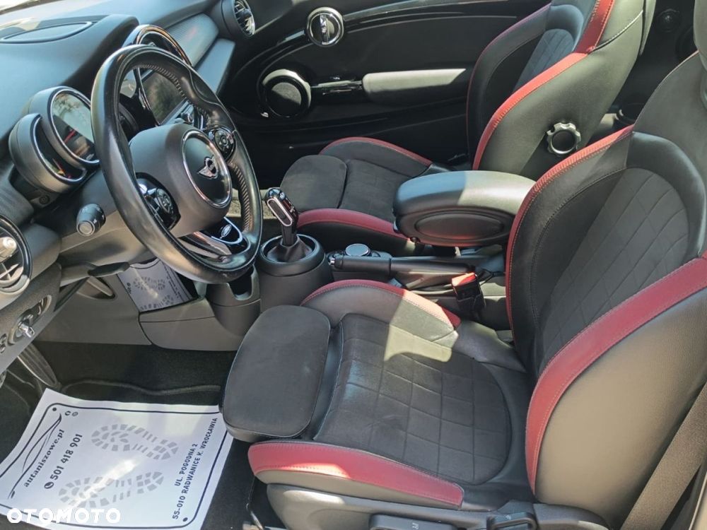 MINI John Cooper Works - 6