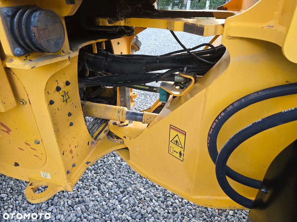 Volvo L60F/ładowarka/4X4/Klimatyzacja/ - 24