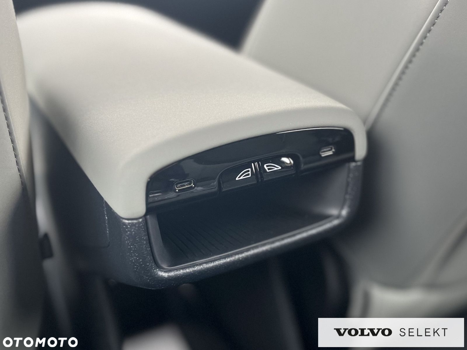 Volvo EX30 - 25