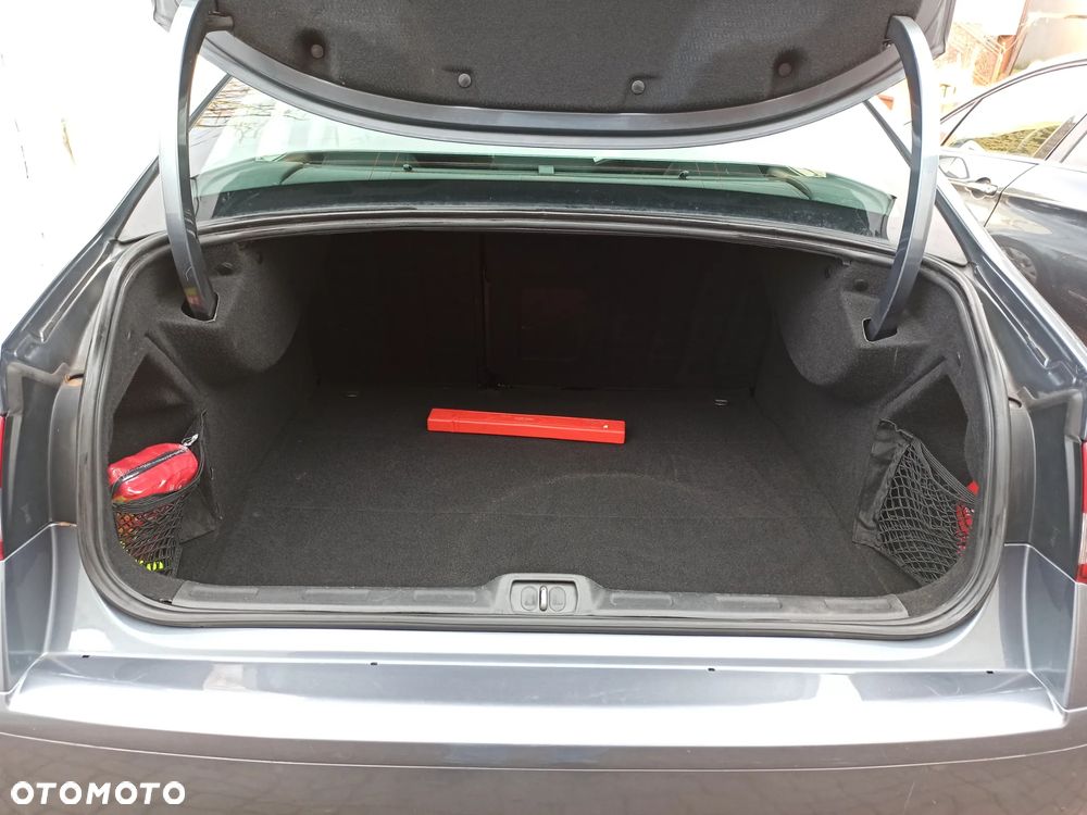 Citroën C5 2.0 HDi Seduction - 8