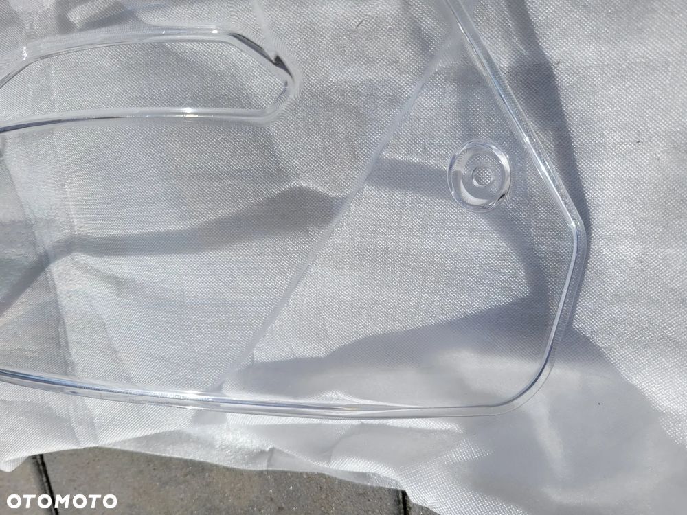 Szyba, szybka, owiewka przód Honda CFR 1100 Africa Twin - 2