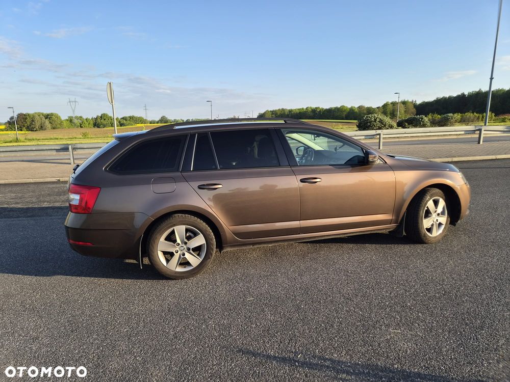 Skoda Octavia 1.6 TDI Ambition - 4