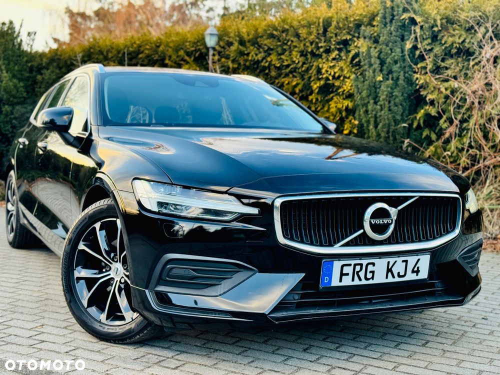 Volvo V60 D4 Geartronic Momentum Pro - 1