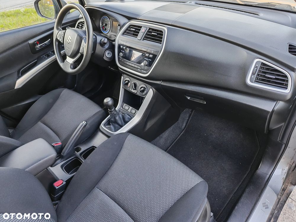 Suzuki SX4 S-Cross 1.6 VVT 4x2 Comfort - 25