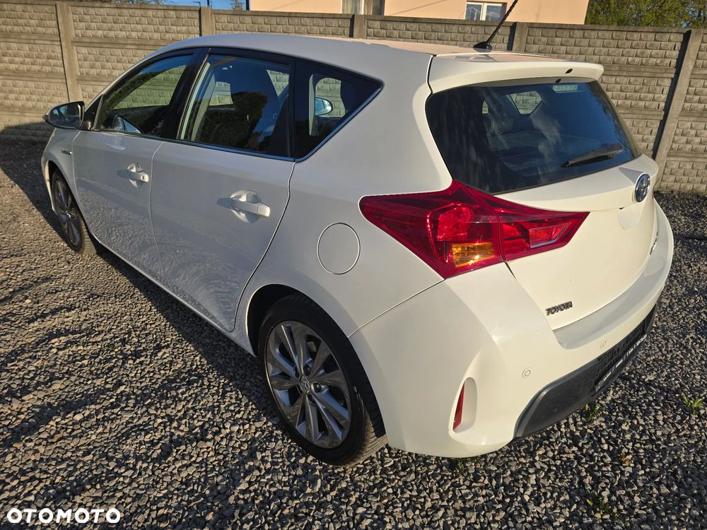 Toyota Auris 1.8 HSD Prestige NAVI - 16