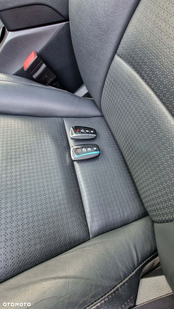 Hyundai Santa Fe 2.0 T Sport Utility 2WD - 16