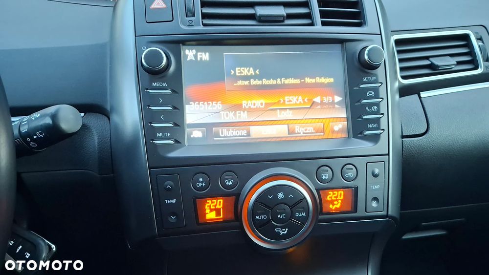 Toyota Verso 1.6 D-4D Prestige 7os EU6 - 22