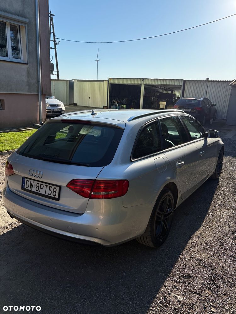 Audi A4 Avant 2.0 TDI - 7
