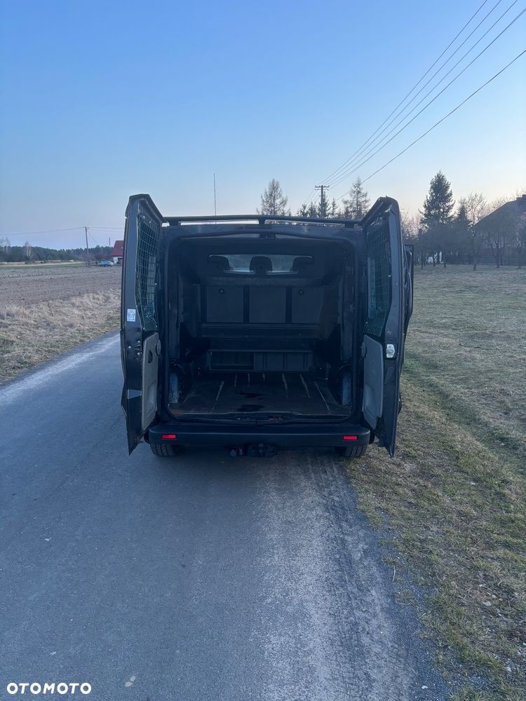Renault Trafic - 12