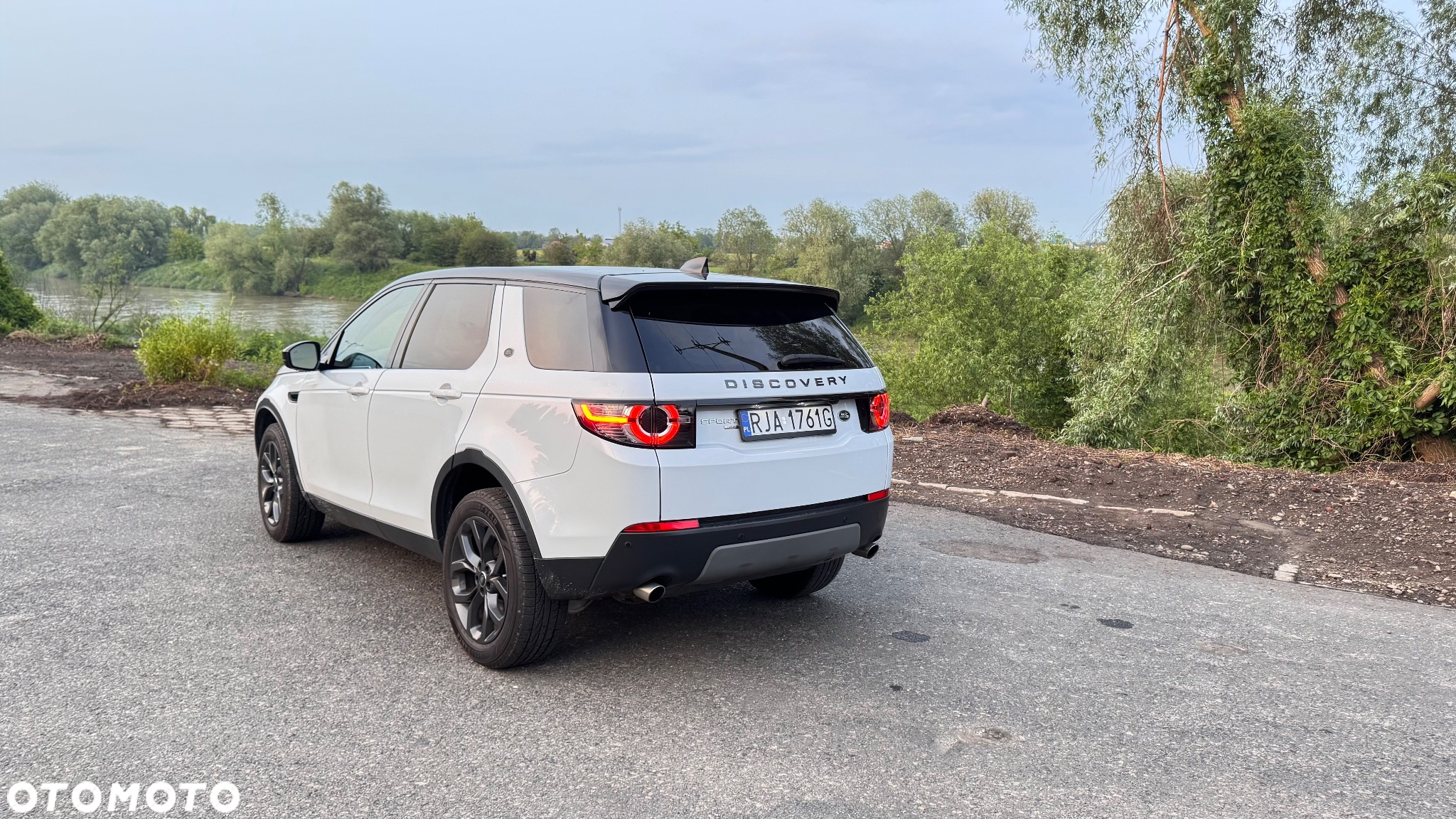 Land Rover Discovery Sport Si4 HSE - 24