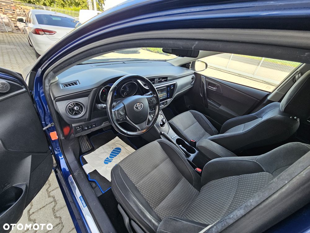 Toyota Auris - 21