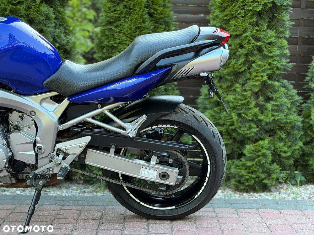 Yamaha FZ6 - 20