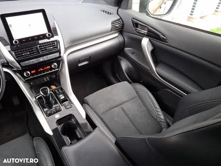 Mitsubishi Eclipse-Cross Plug-In Hybrid 4WD Plus Select - 19